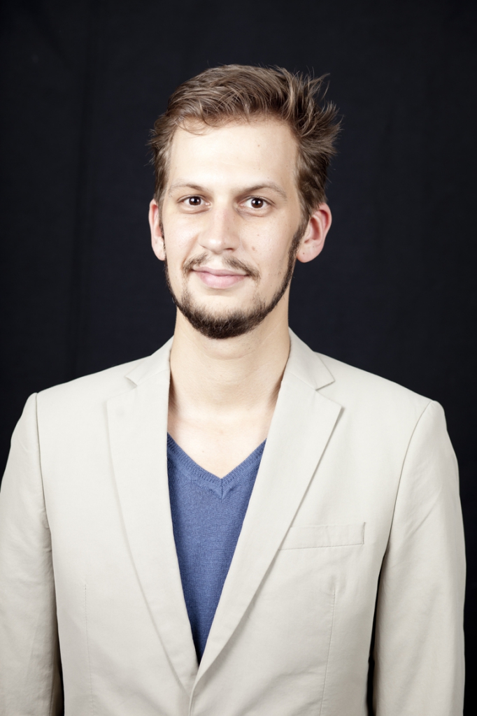 François L.