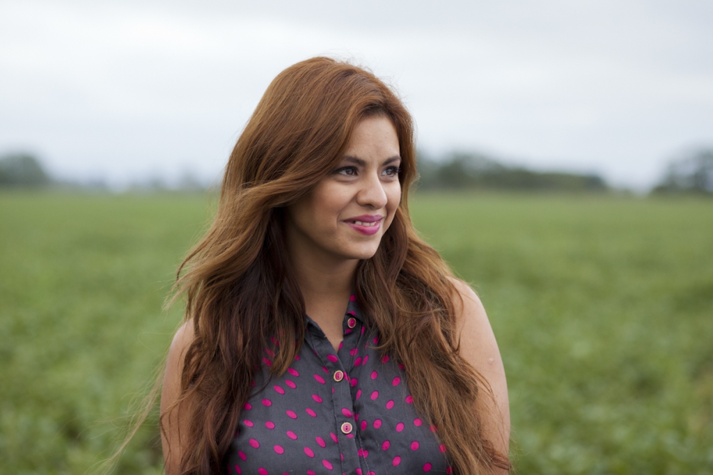 Parece que, Veronica Sardaña